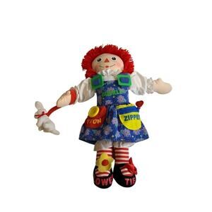 2002 Hasbro Dress Me Raggedy Ann 17 Inch Doll